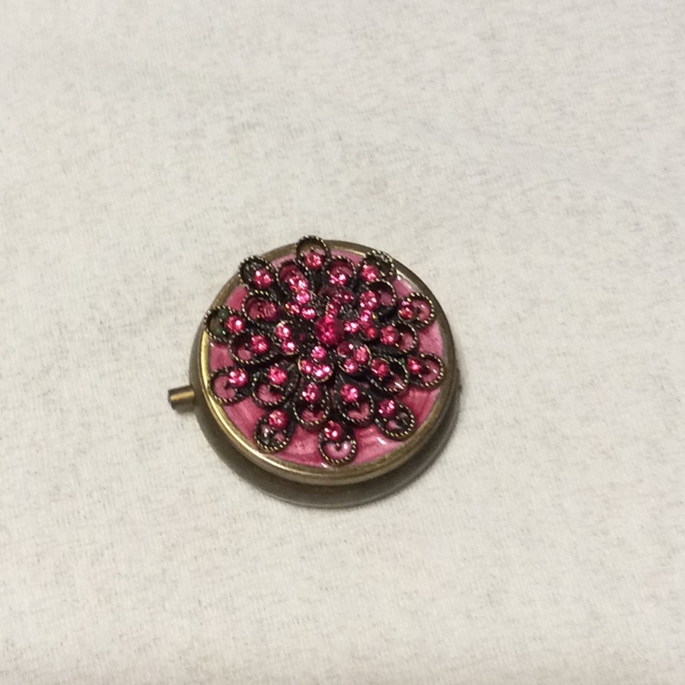 Jeweled Pill Container NWOT